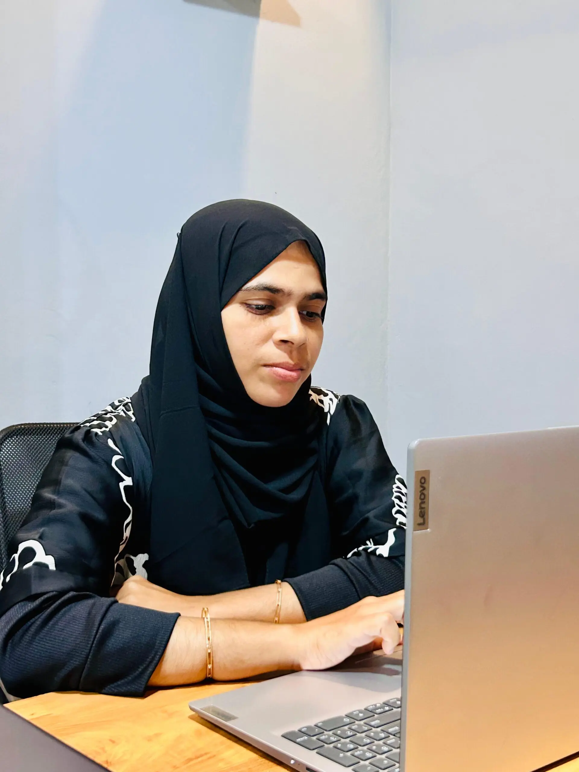 Fajida A.P, Digital Marketer, testimonial for Adil Narikode, best digital marketing strategist in Kerala